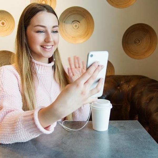 8 Ways You Can Use Technology 8 Ways You Can Use Technology